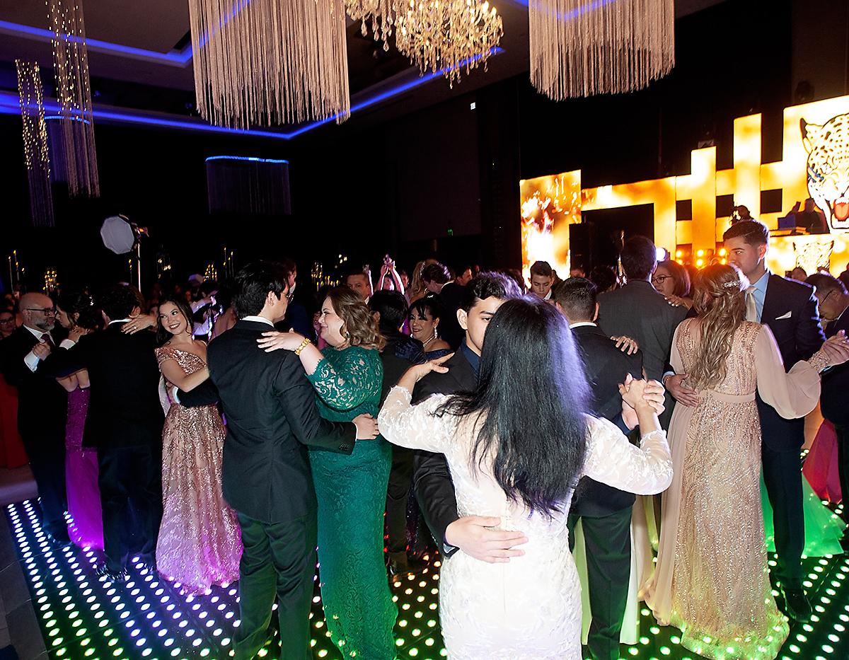 Fiesta de la prom 2024 de Seran School