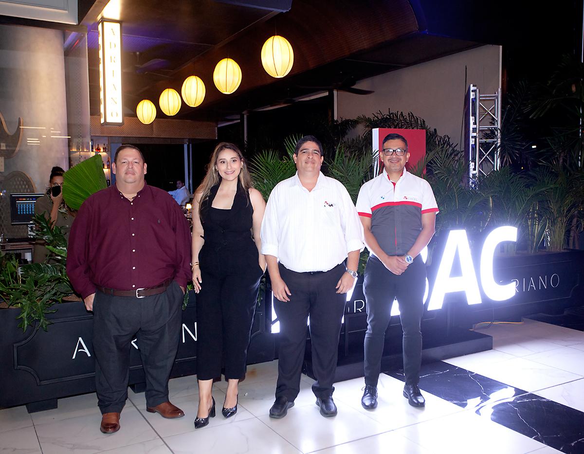 Ramón Paz, Brenda Alvarado, Ricardo Delgado y Jael Jiménez.
