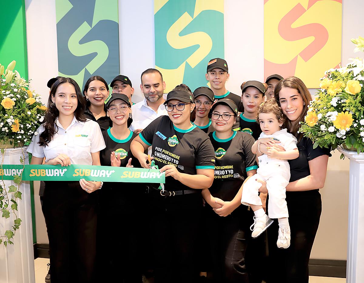 Subway inaugura nuevo local en el Bulevar Juan Pablo II de Tegucigalpa