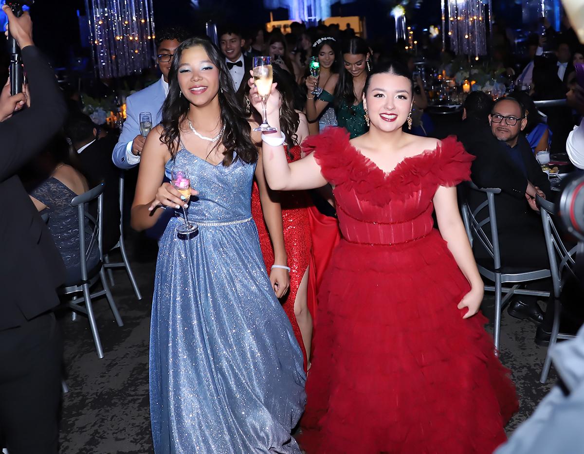 Fiesta de la prom 2024 de Mayan School
