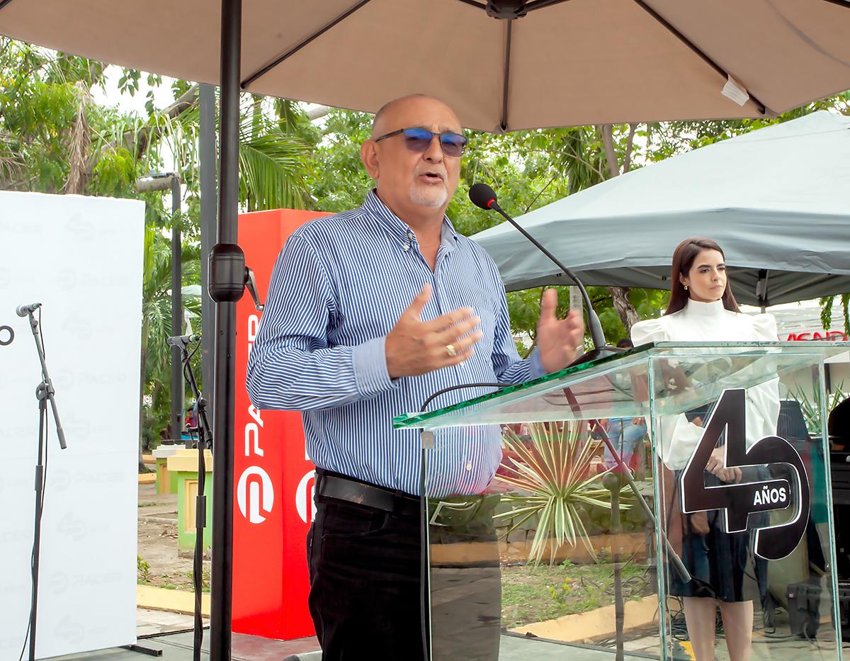 El alcalde de la municipalidad de Choloma: Gustavo Mejía, al momento de dirigirse a la concurrencia.