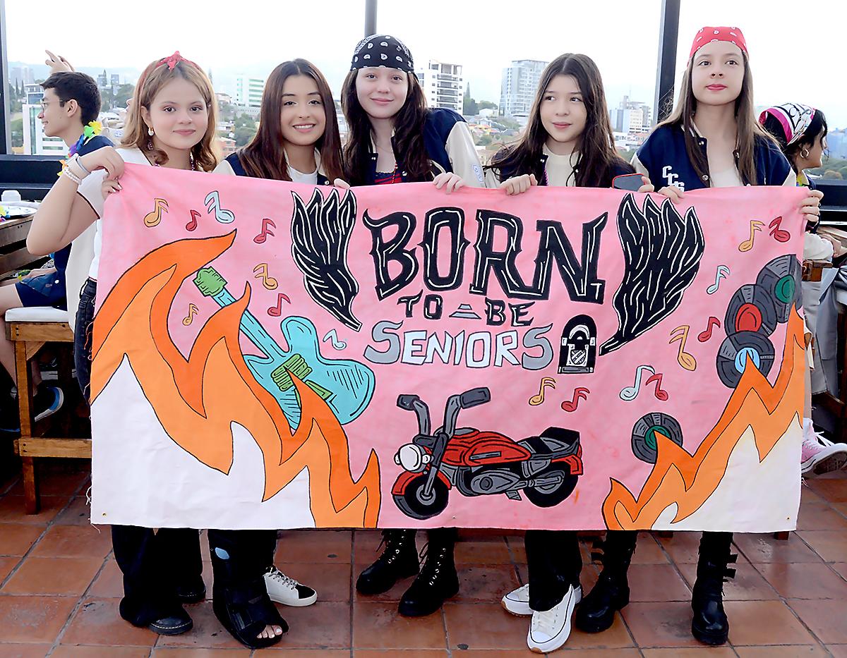 Gracia Mercado, Tiffany Morazán, Avril Aguilera, Emily Argueta y Sahory Casulá