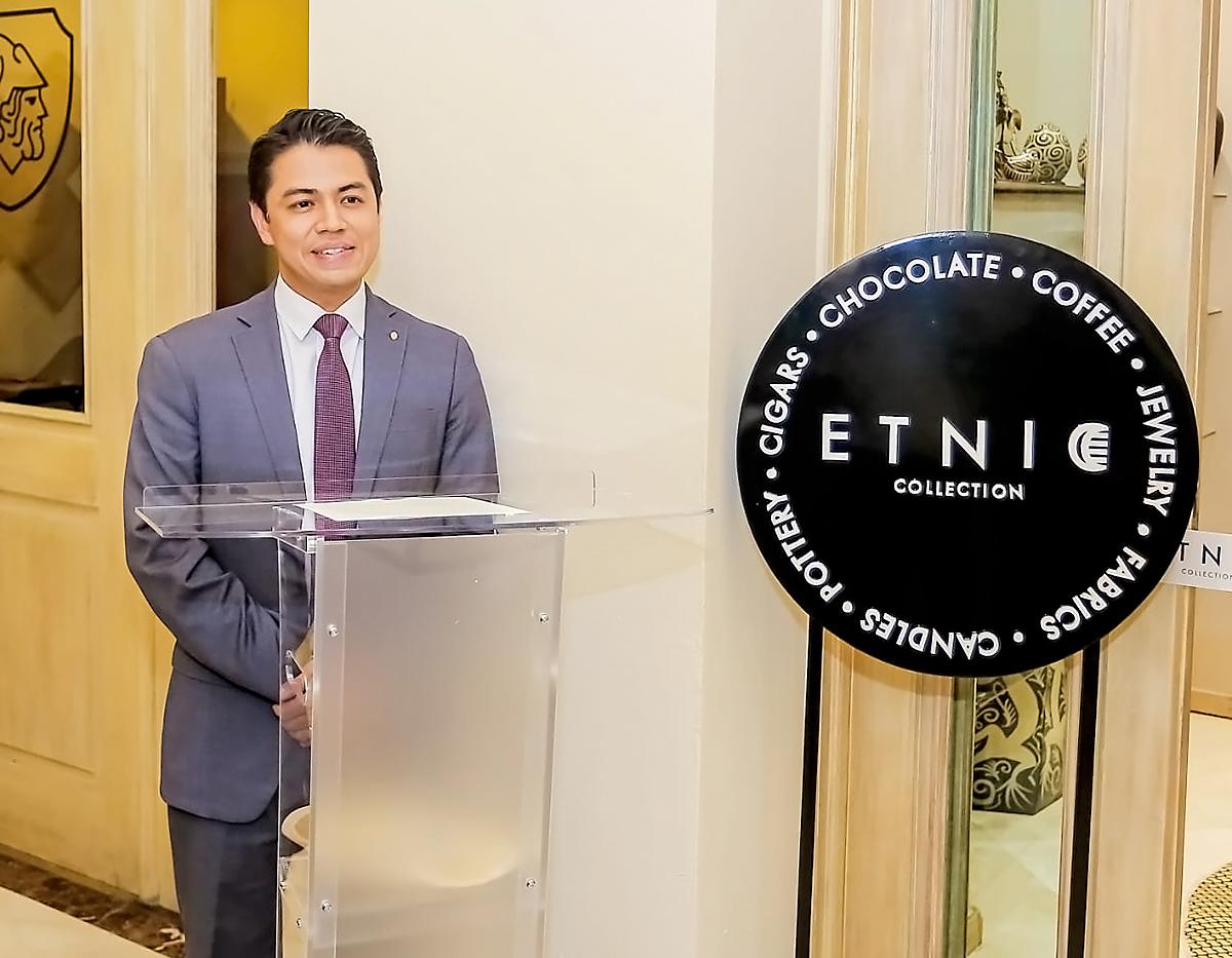 Cóctel de inauguración de ETNICA COLLECTION