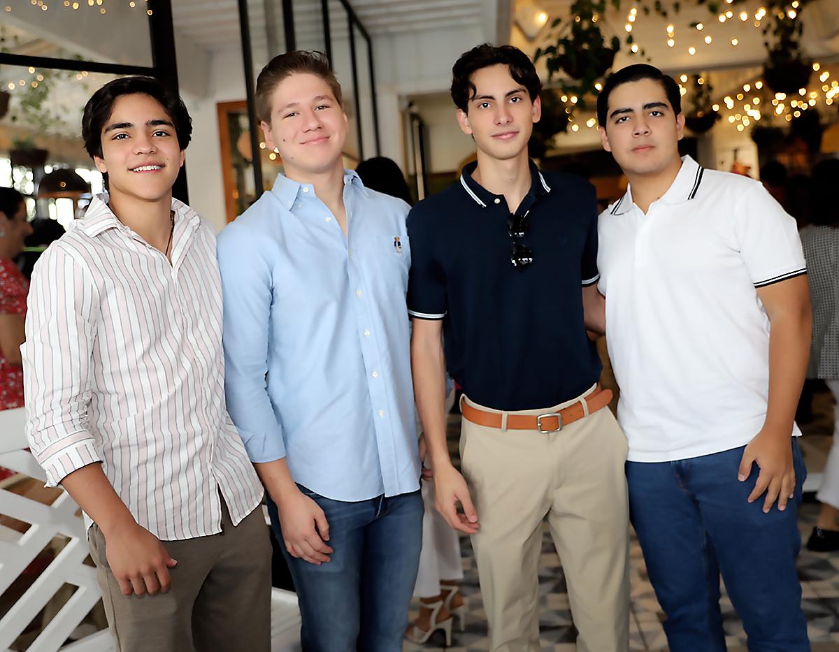 Jordi Roig, Stefan Lagunes, Rodrigo Arriaga y Héctor Rodríguez. 