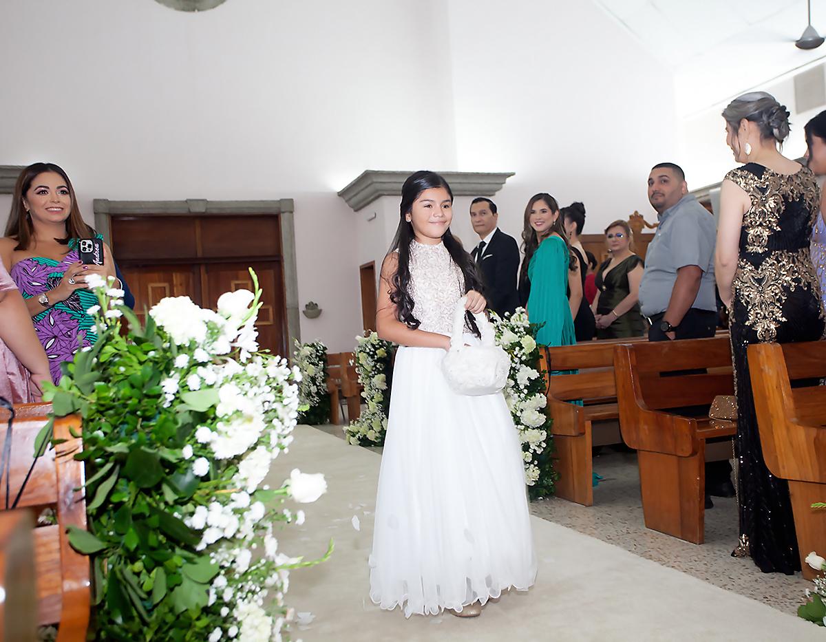 Amelia Martínez.