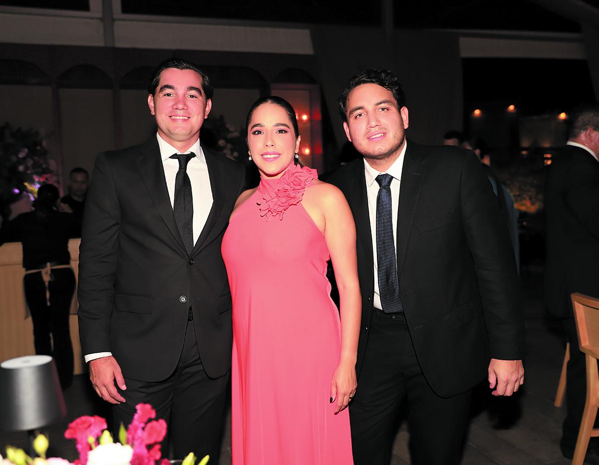 Octavio y Reizel Pineda, Pedro Pineda 