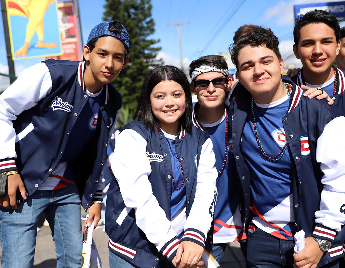 Diego Haddad, Ashley Mendóza, César Moreno, Julio Martínez y Carlo Moreno