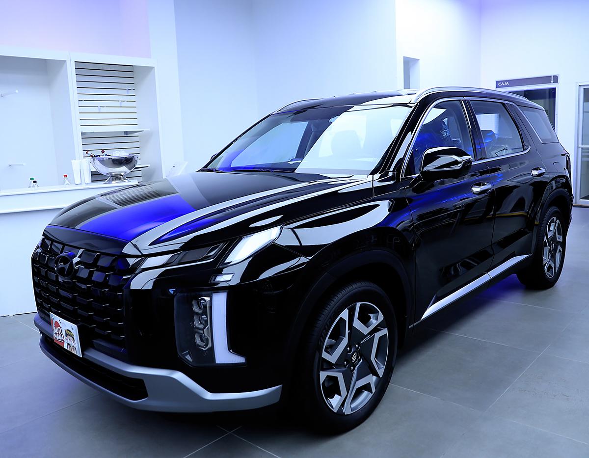 Excel y Hyundai renuevan su sucursal de ventas