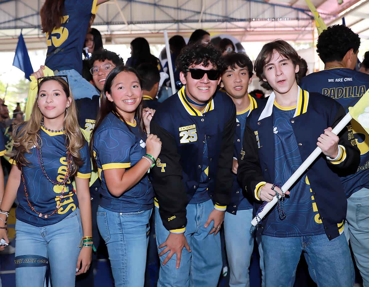 Senior Entrance 2025 de la International School of Tegucigalpa