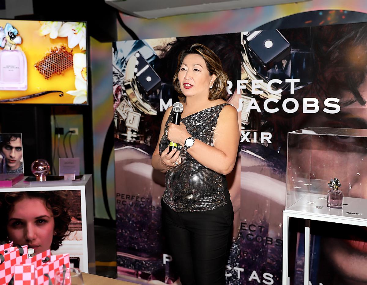 Marcia Vásquez, Gerente Comercial de Remarco, ofreció la bienvenida a las asistentes al Galentine’s Night, hosted by Estilo