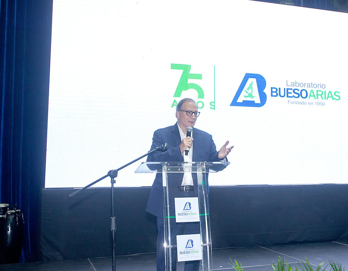 Eduardo Bueso, durante su discurso en la celebración del 75 Aniversario de LBA.