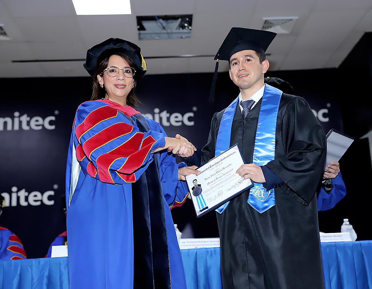 Graduaciones de postgrado UNITEC 2023