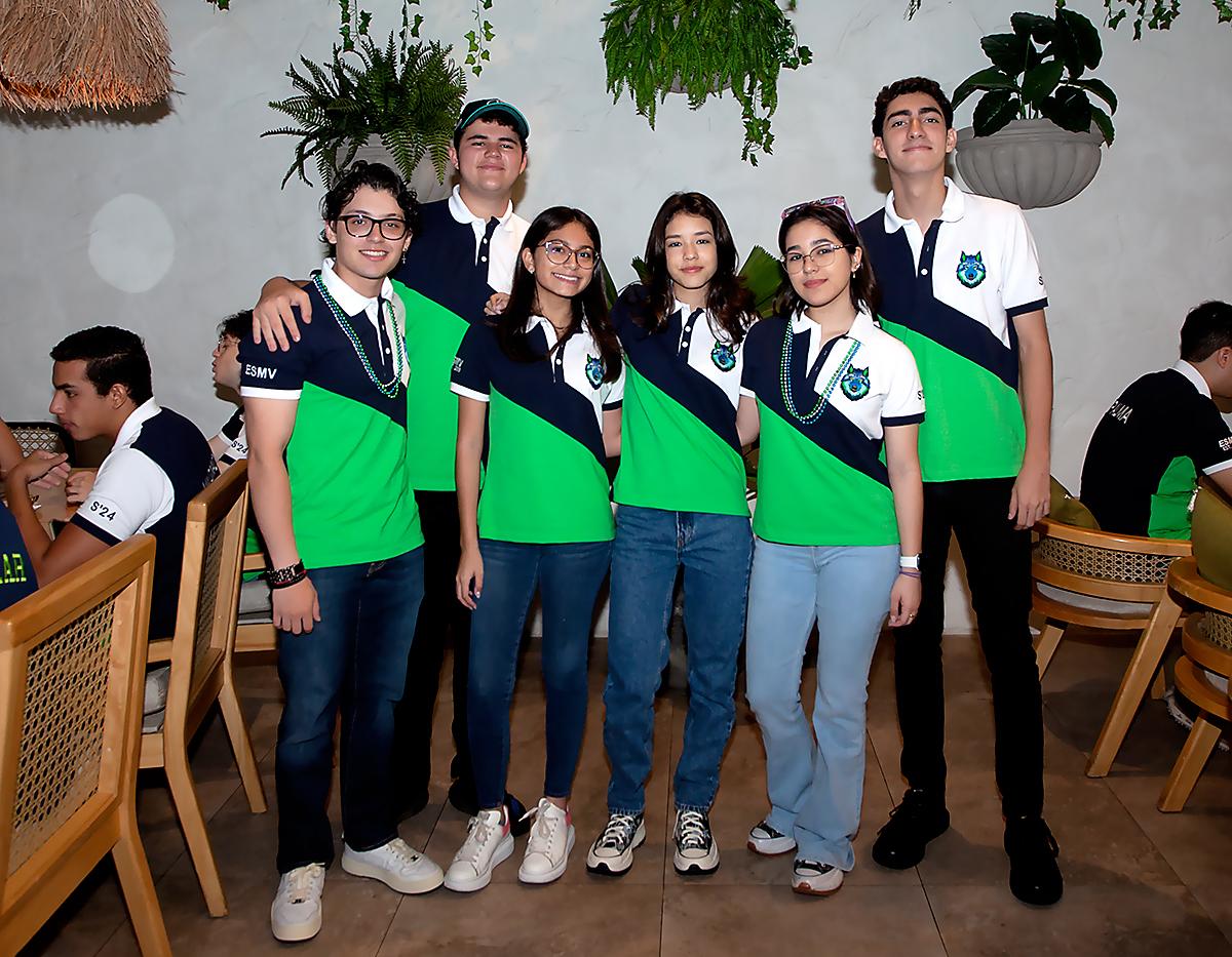 René Barahona, Riad Asfura, Esly Gómez, Chelsea Orellana, Dariana Sophia Obando y Andrés Handal