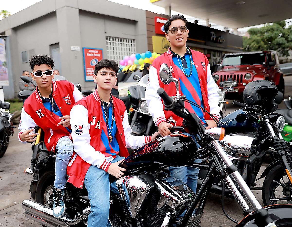 Kenneth Irula, Jorge Valladares y Manuel Venegas