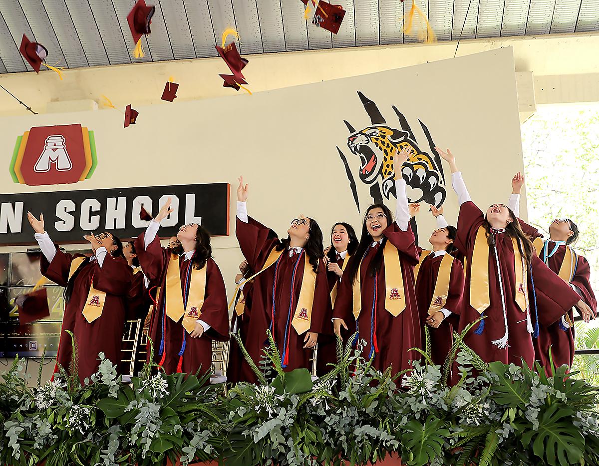 Graduación 2024 de Mayan School