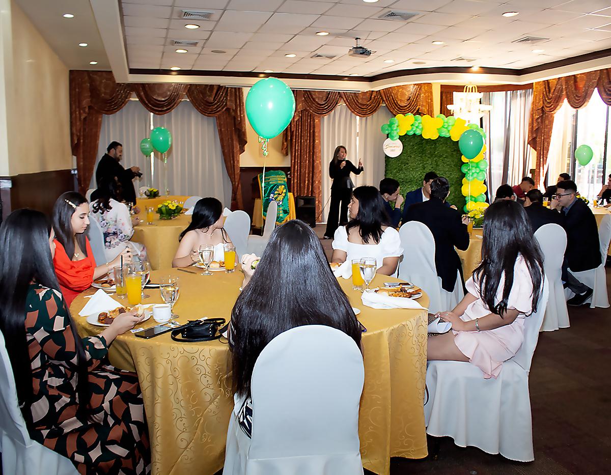 Senior breakfast 2022 de la Pablo Menzel