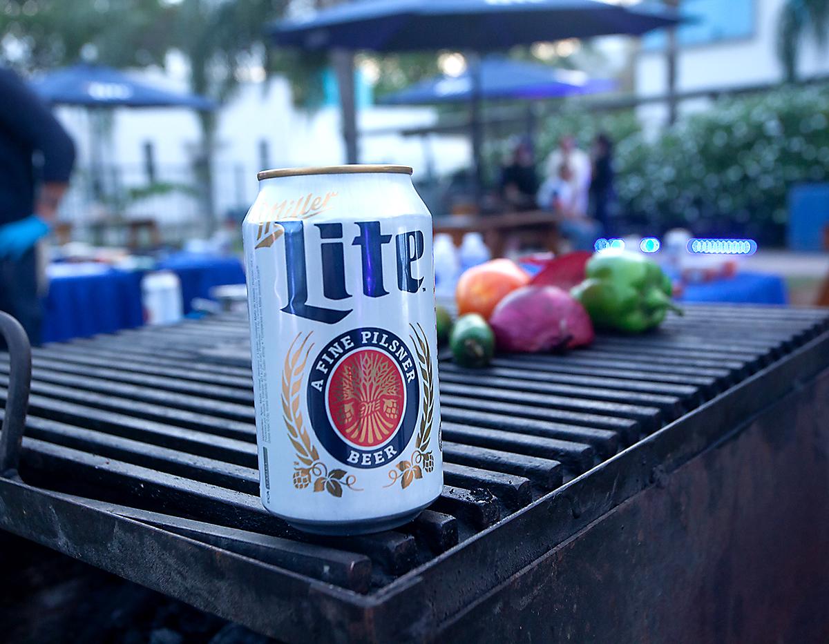 Sábados de Parrillas 2025: Sabor, fuego y buena compañía con Miller Lite