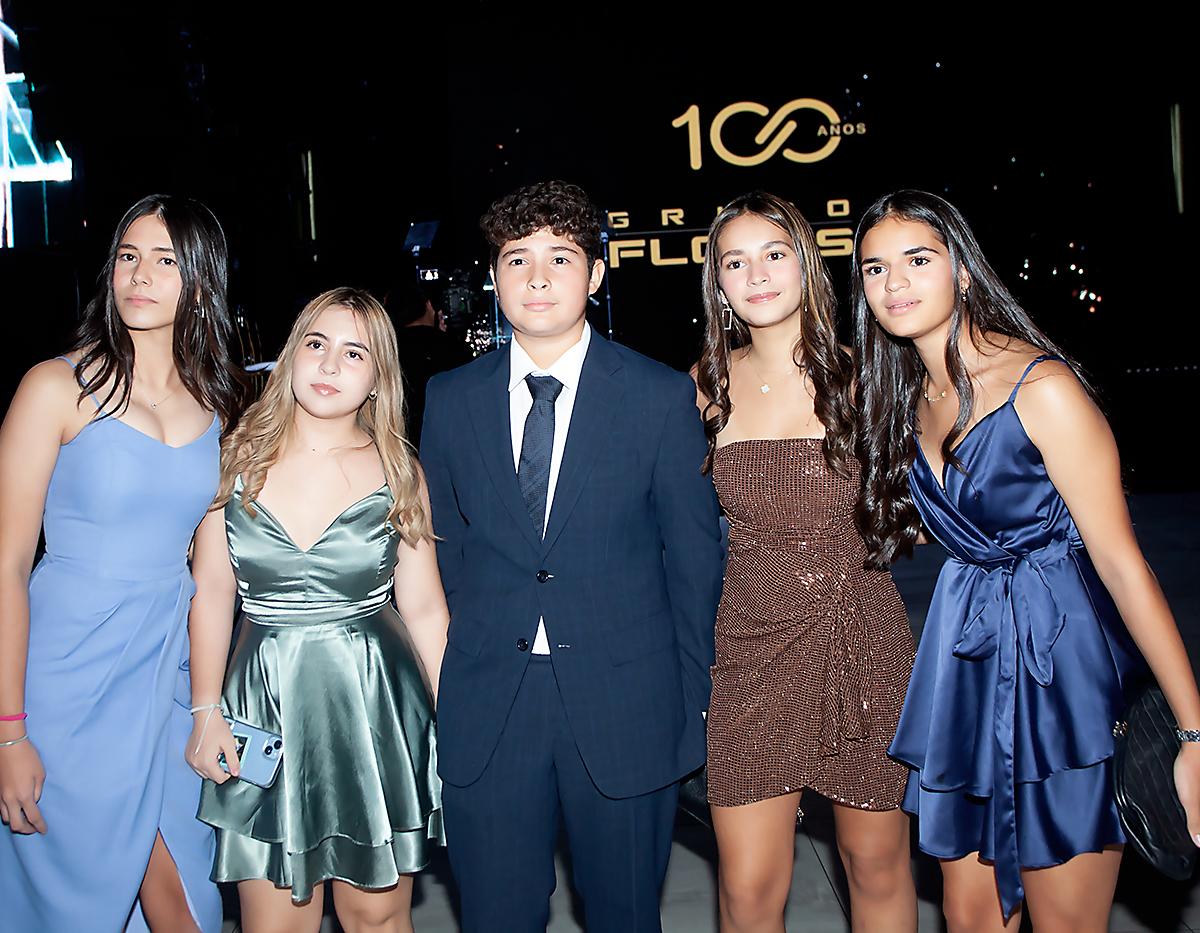 Los invitados a la gala por los 100 años de Grupo Flores