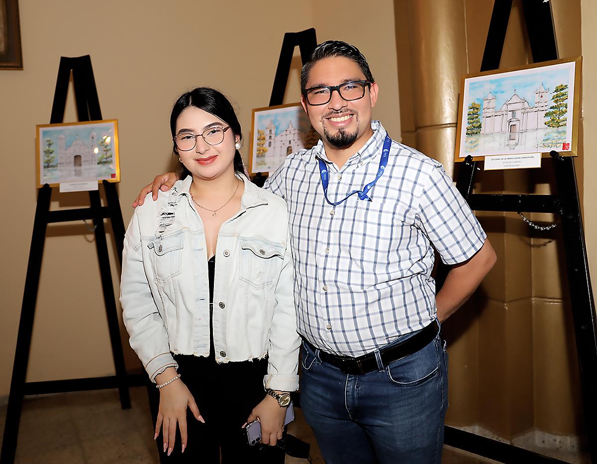 Rolando Ríos presenta galería Catedrales de Honduras
