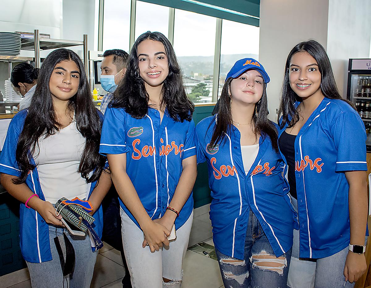 Ana Fuentes, Victoria Castro, Valeria Padilla y Arlenny Ardón