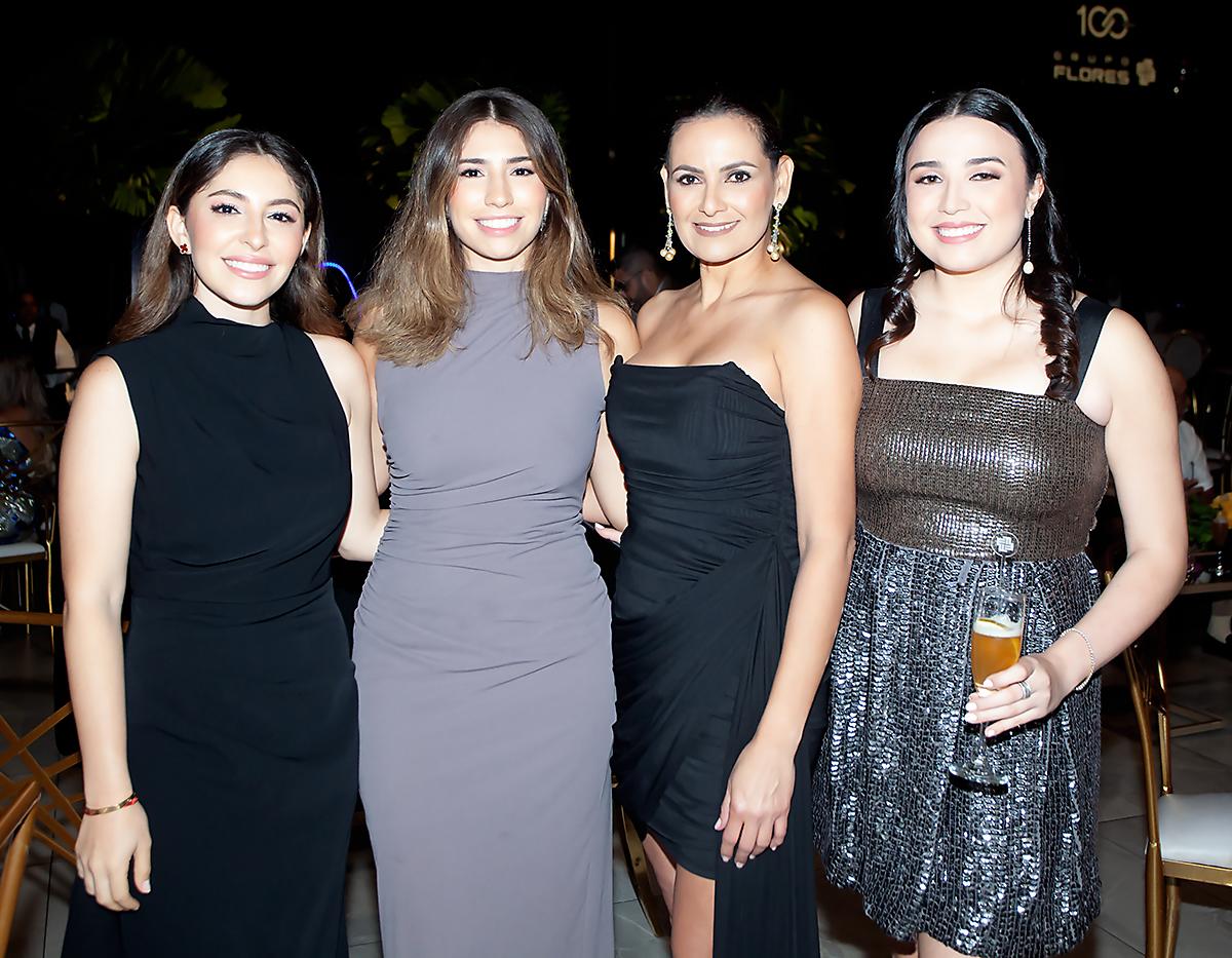 Los invitados a la gala por los 100 años de Grupo Flores