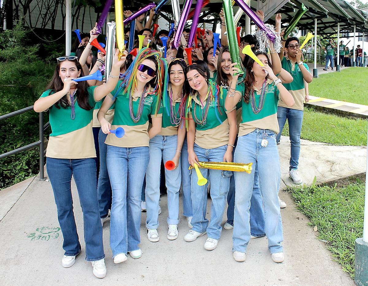 Senior Entrance de la Academia Los Pinares 2025