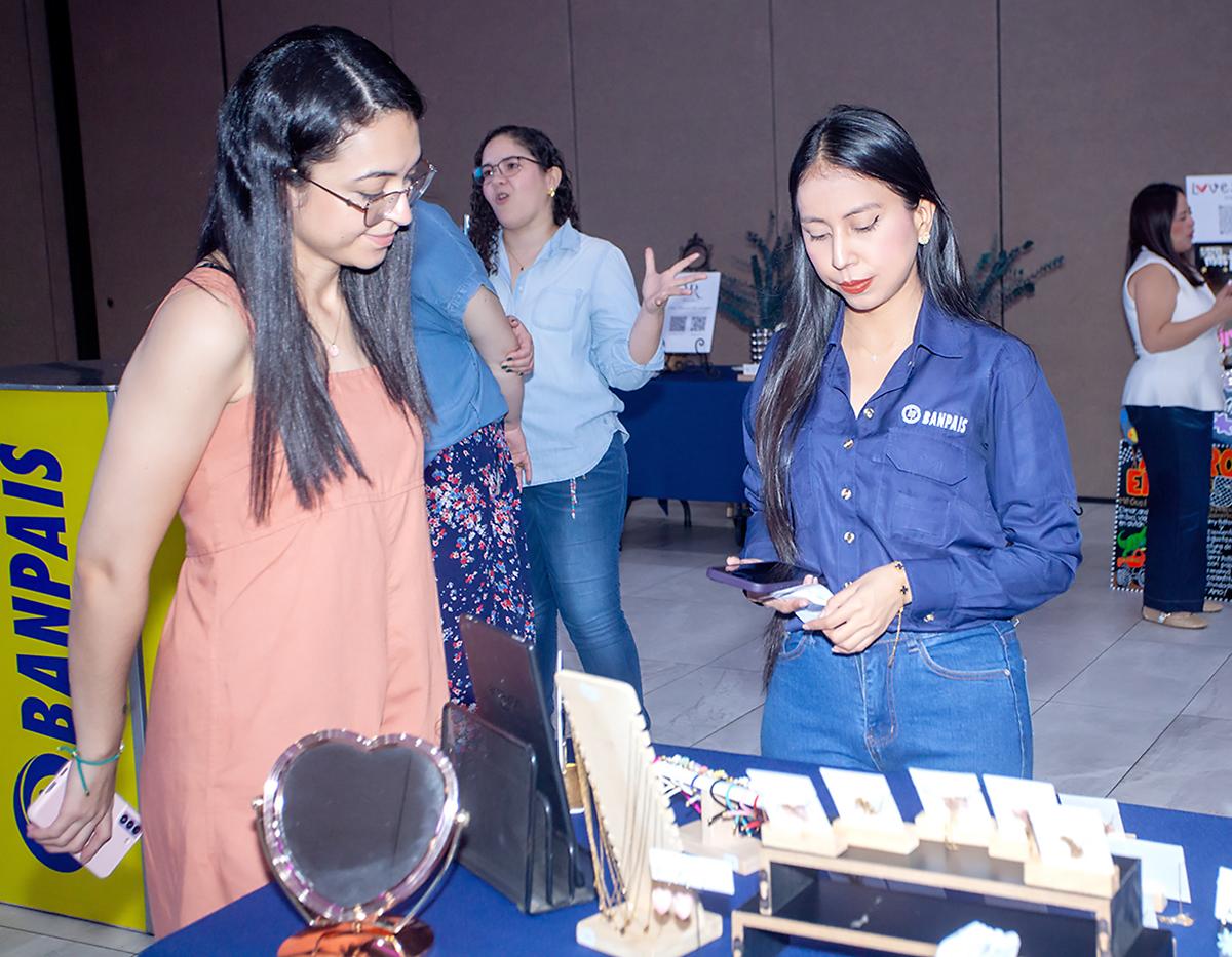 Girl Boss Market 2025 en San Pedro Sula
