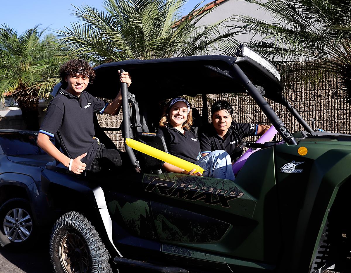 Patrick Muñoz, Antonella Perez y Antonio Melara.
