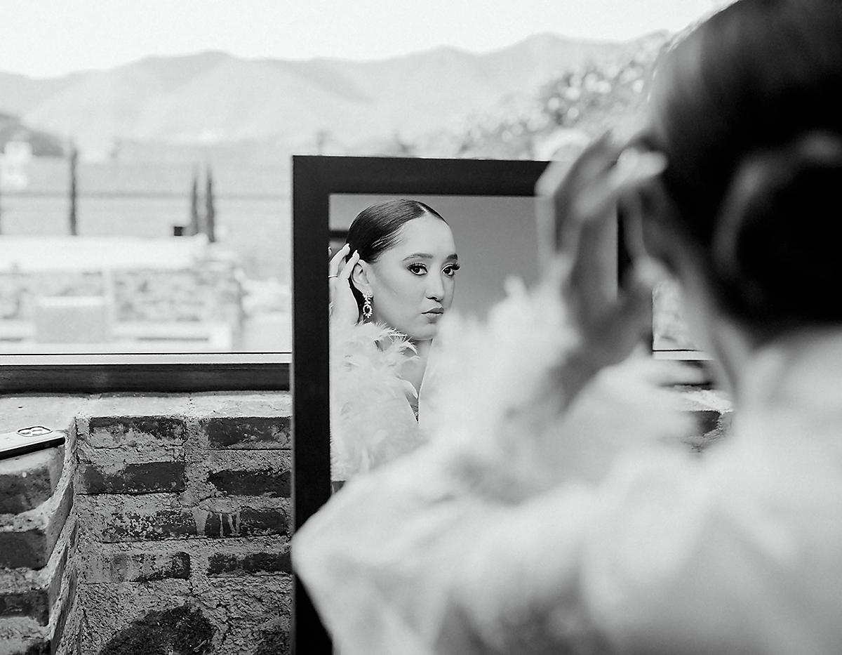 Isabella Pineda deslumbraba con su belleza natural realzada por un impecable maquillaje.