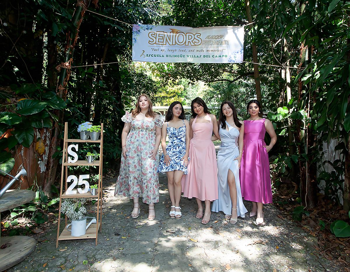 Senior breakfast 2025 de Villas del Campo School