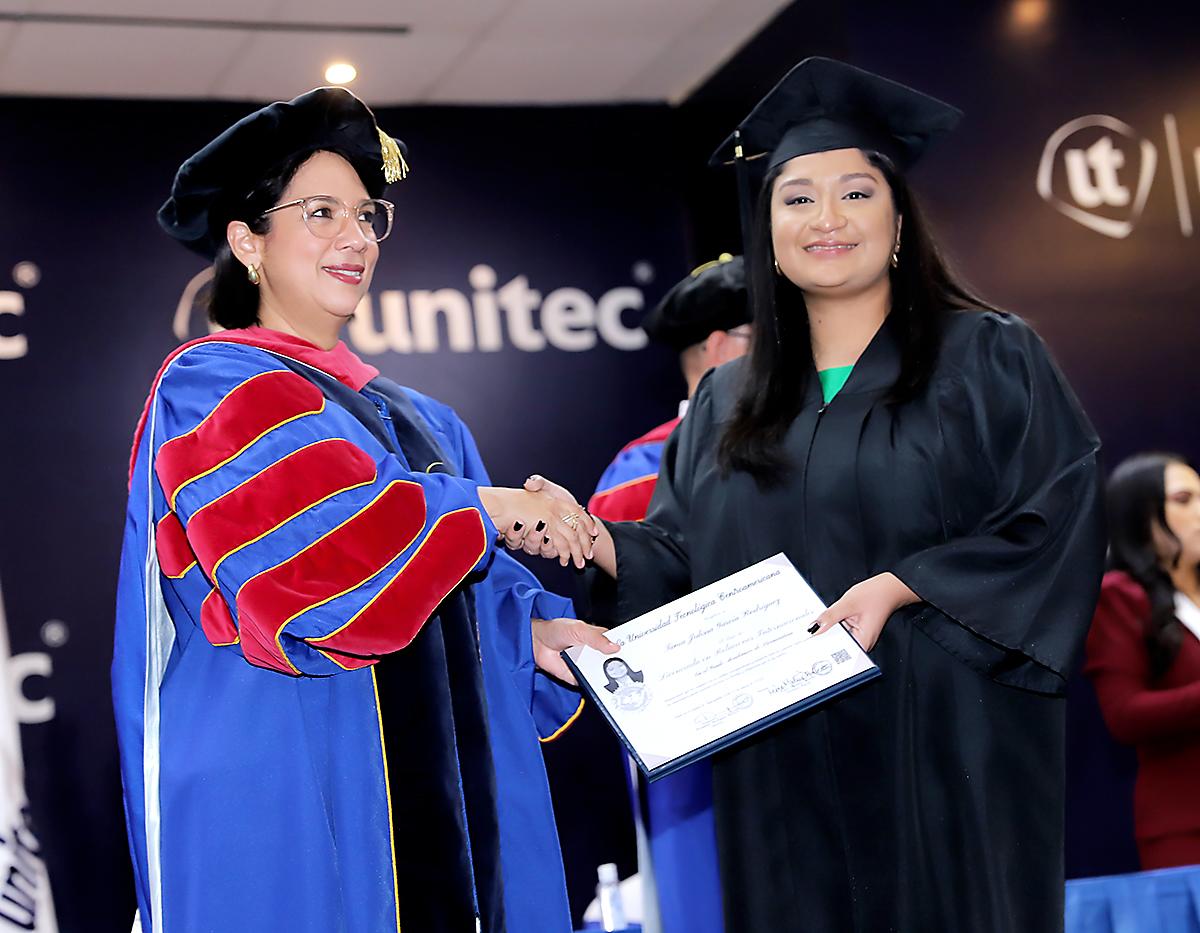 Graduaciones de Pregrado UNITEC TGU 2024