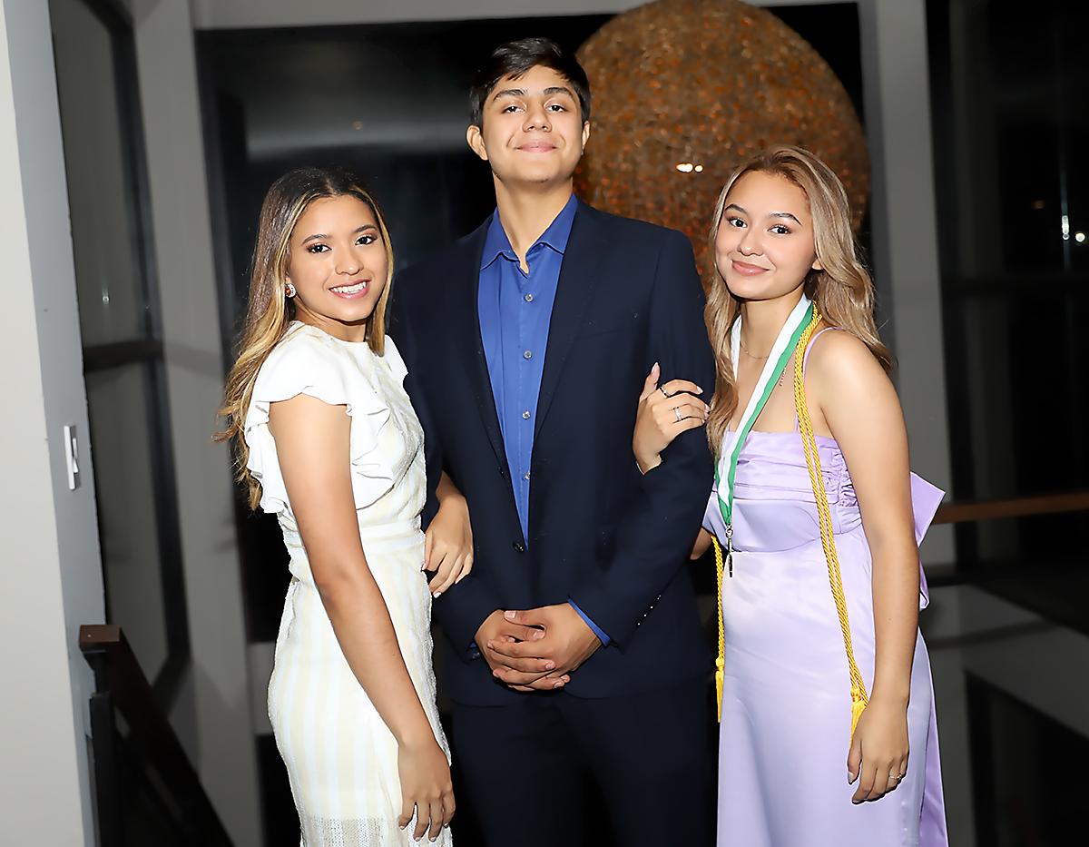 Luisa Torres, José Ordoñez y Ana Sofia Borjas
