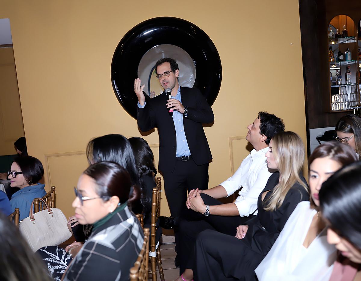 Francisco Márquez. Francisco Márquez.