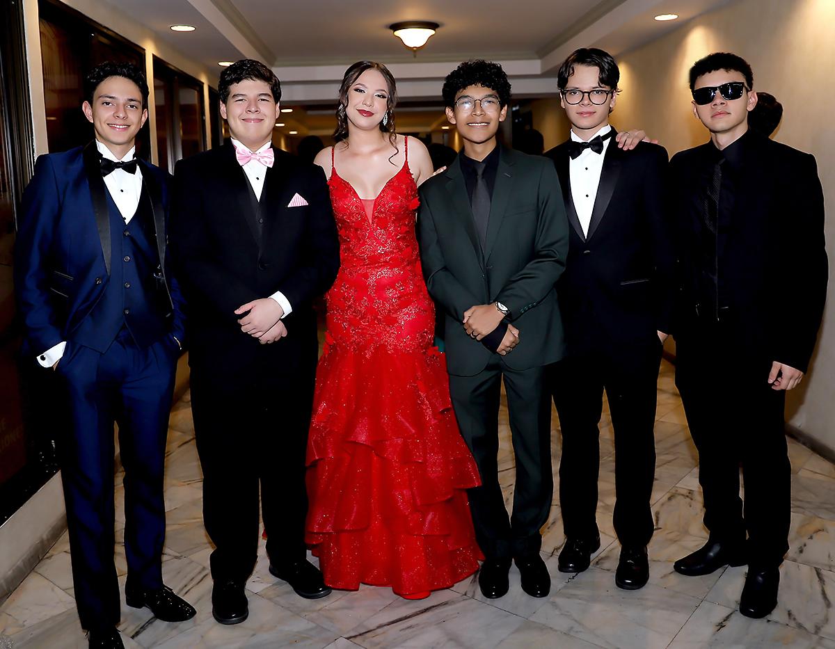 Fiesta de la prom 2024 de La Estancia School