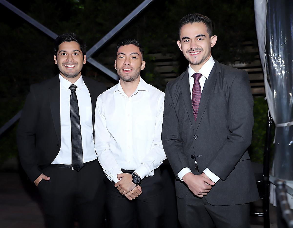 Marco Sarmiento, Andrés Osorto y Roger Coello.