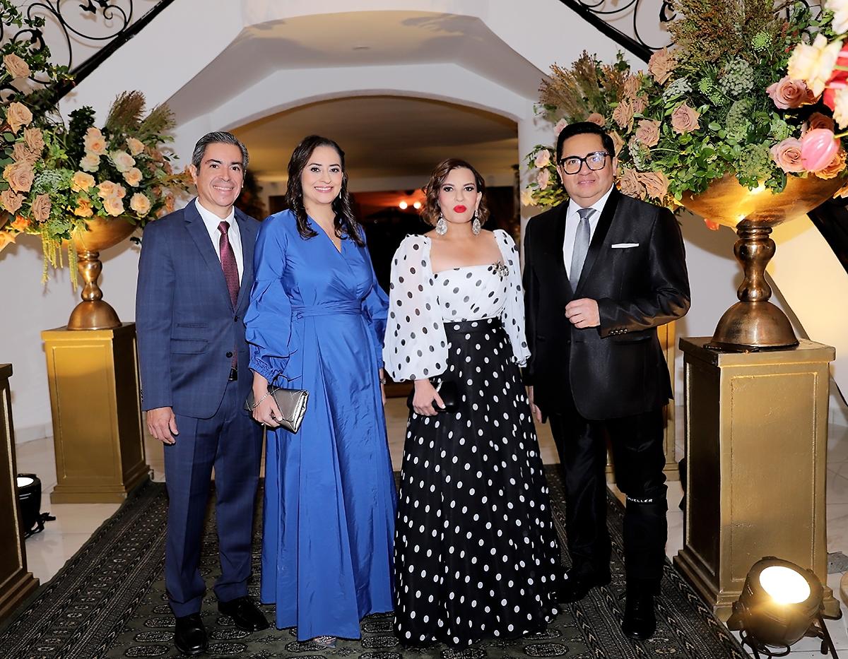 Luis Reyes, Valeria Ríos, Blanca Bendeck y Miguel Chong 