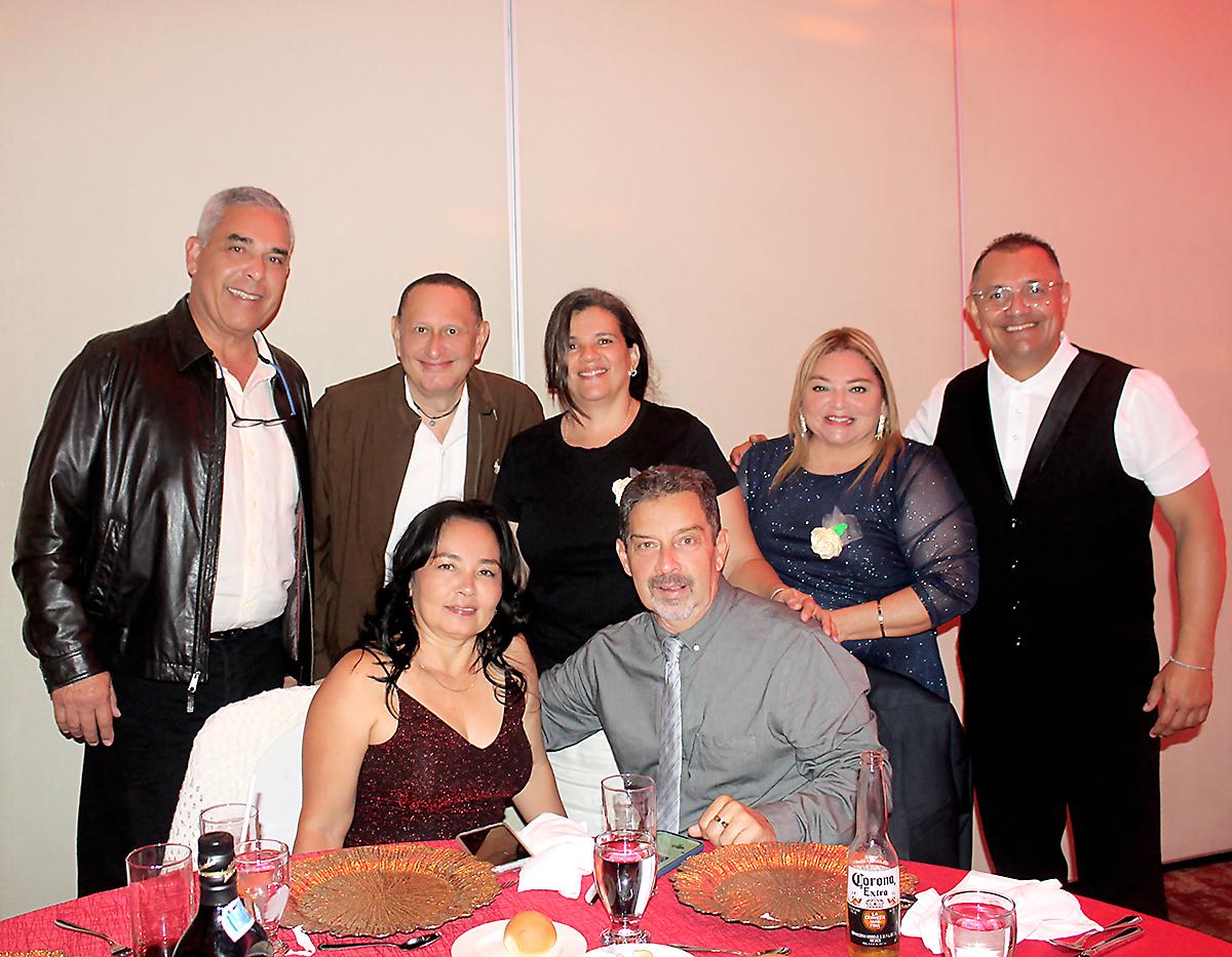 Mundo Santamaria, René Ledezma, Dolores Quezada, Marjorie López, Héctor Zepeda Lurbin y Nelson Martínez