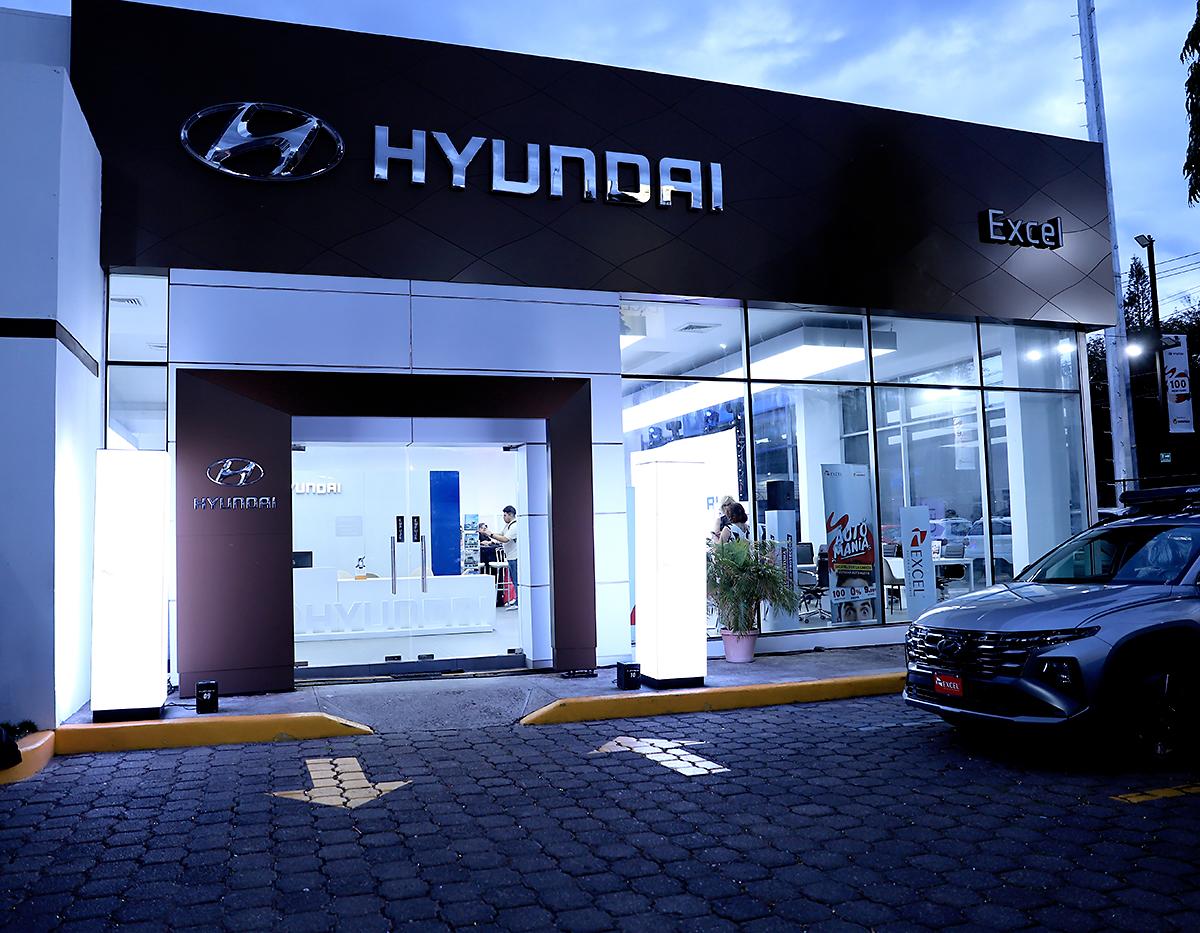 Excel y Hyundai renuevan su sucursal de ventas