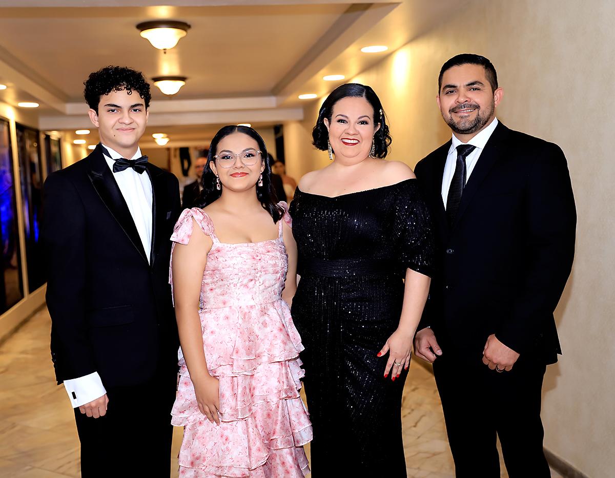 Invitados a la prom 2025 de la International School of Tegucigalpa