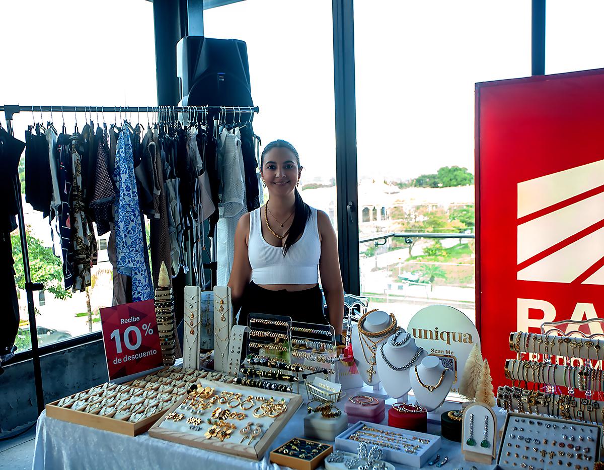Stephanie Gabrie y su emprendimiento Uniqua.