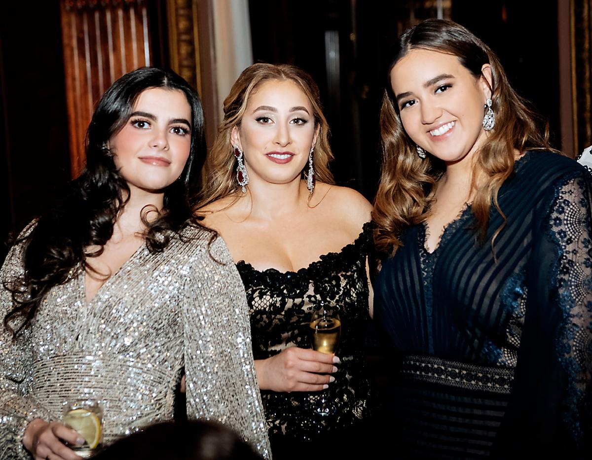 Anisabella Sikaffy, Jenny Vitanza y Arianna Salgado