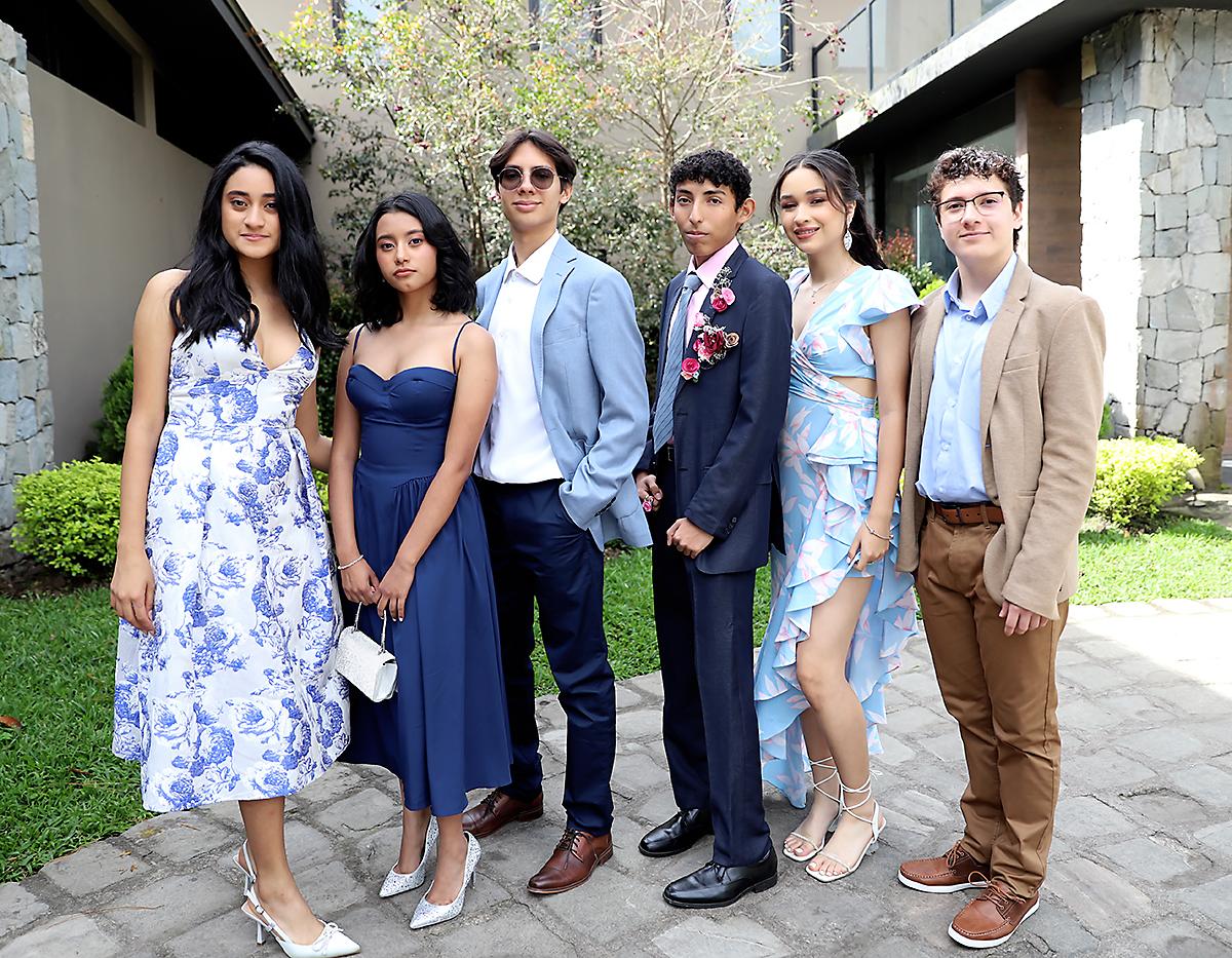 Ana Flores, Camila Figueroa, Gabriel Almendares, Gabriel Lara, Andrea Barralaga y Rodrigo León Gómez.