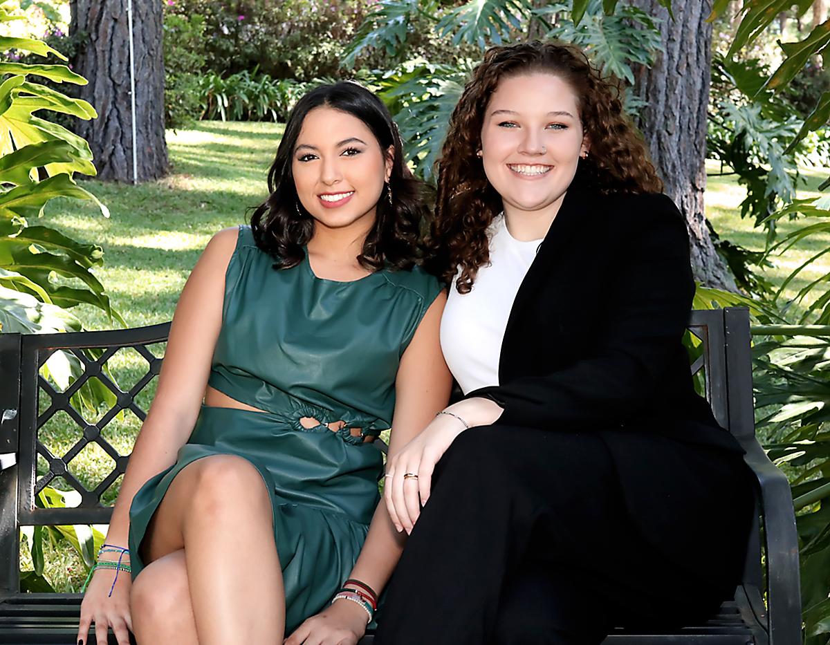 Valentina Castañeda y lily Smith