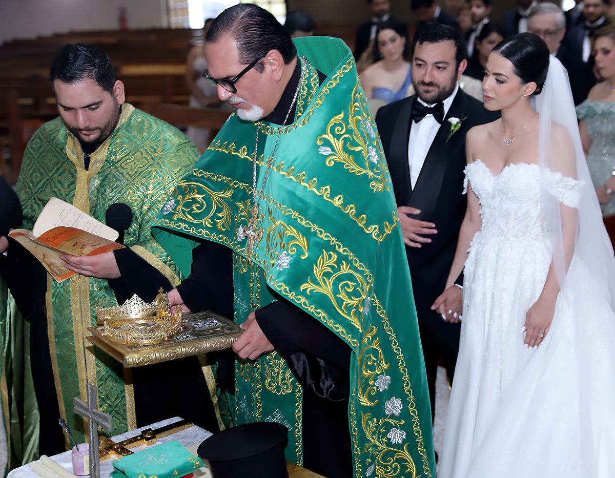 El “sí, acepto” de Victoria Khury y Víctor Kafati