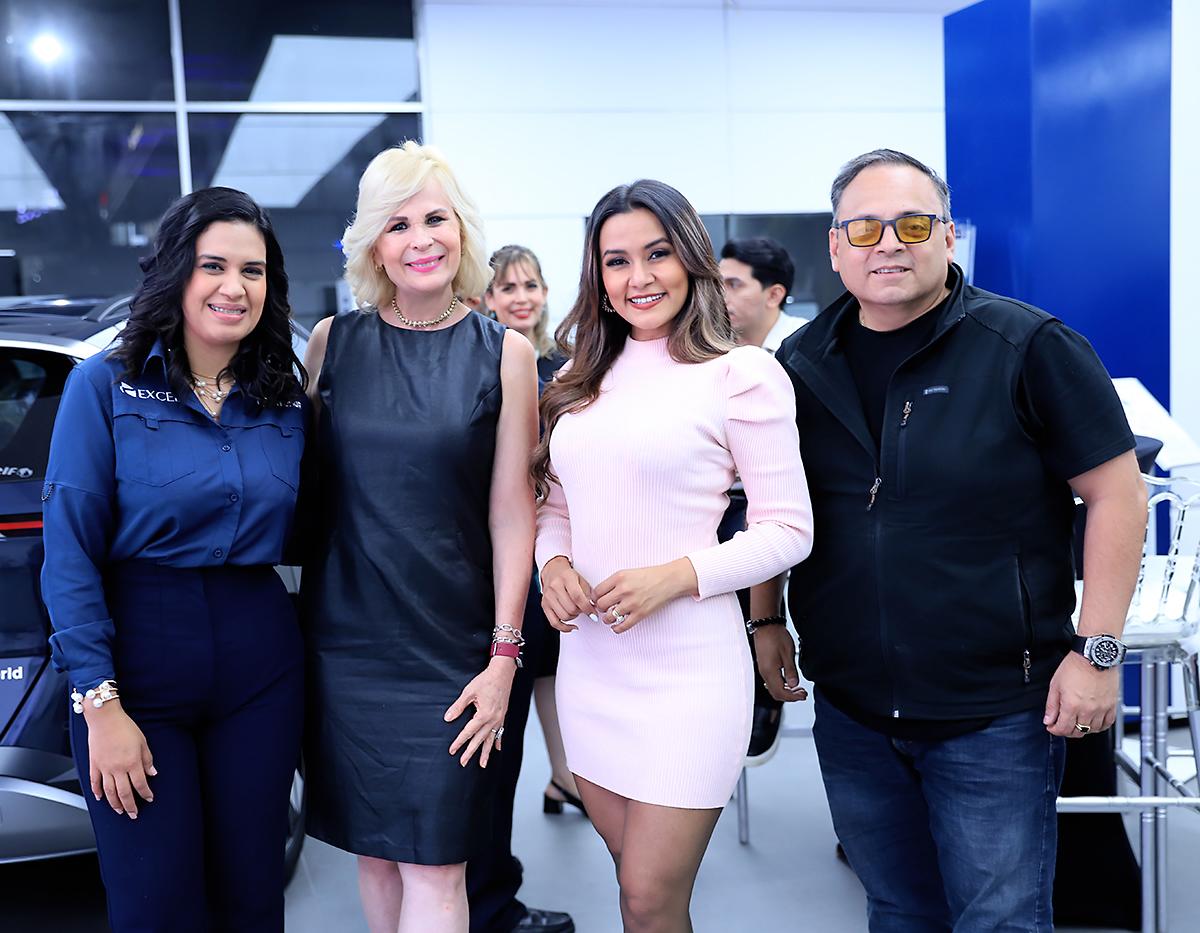 Ana Laitano, Patricia Arias, Isis Argueta y Juan Carlos Coello.