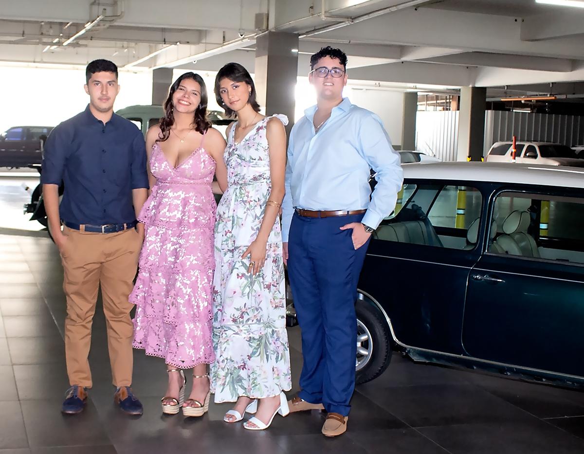 Ricardo Viscovich, Ashley Cruz, Katherine Figueroa y Thierry Rami 