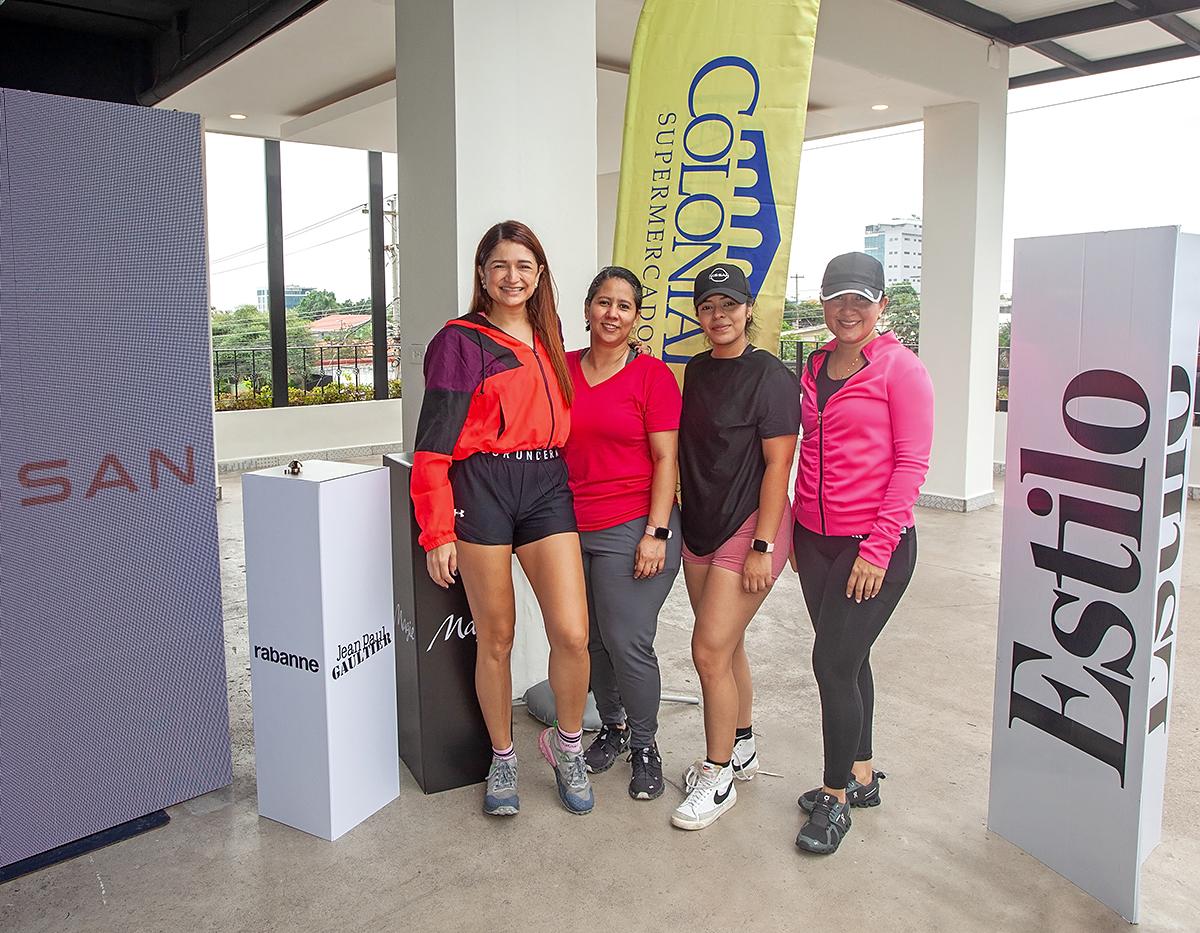 Ride in Pink por Nissan y Estilo