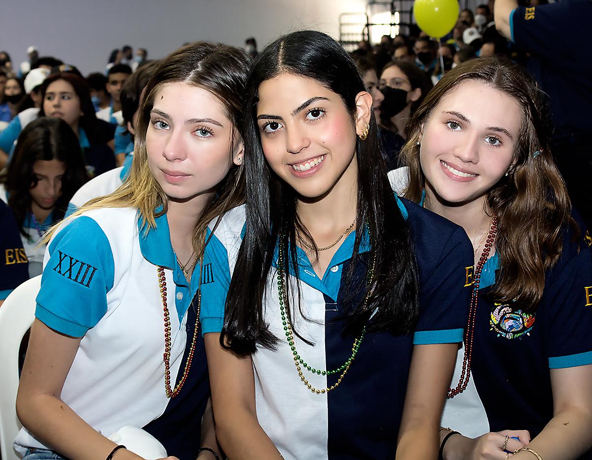 Kristina Millensted, Fabiana Yacaman y Elena Handal.