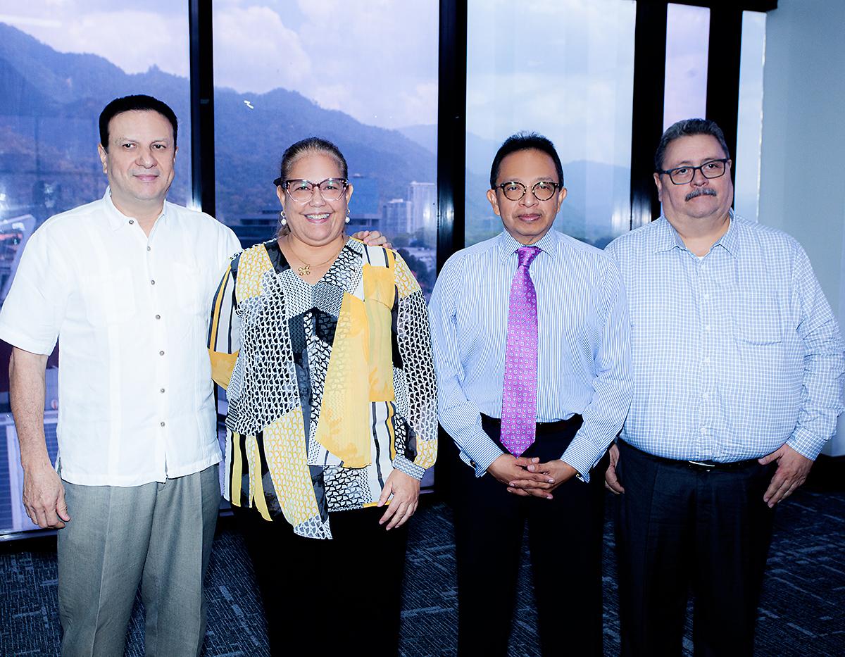 Oswaldo Figueroa, Marialex Boesch, Carlos Amaya y Juan Carlos Alfonso.