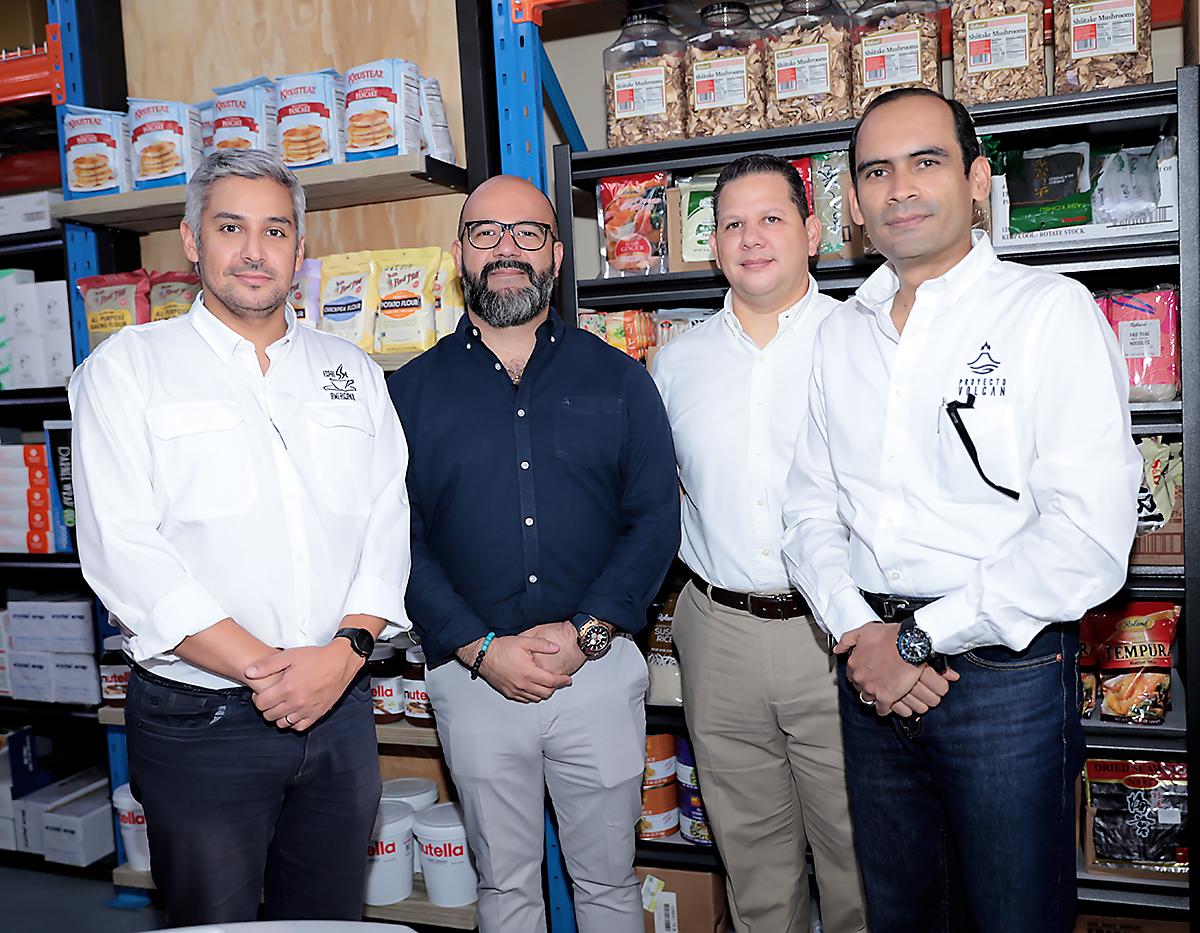 Ricardo Castañeda, Ronald Peña, Norman Rubí y Julio Gutiérrez.